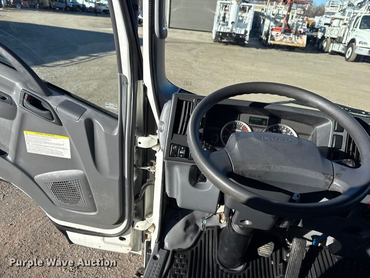 image for item EG1966 2020 Isuzu NRR box truck