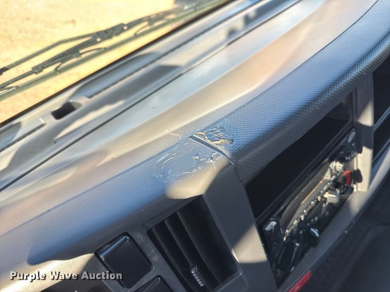 image for item EG1966 2020 Isuzu NRR box truck