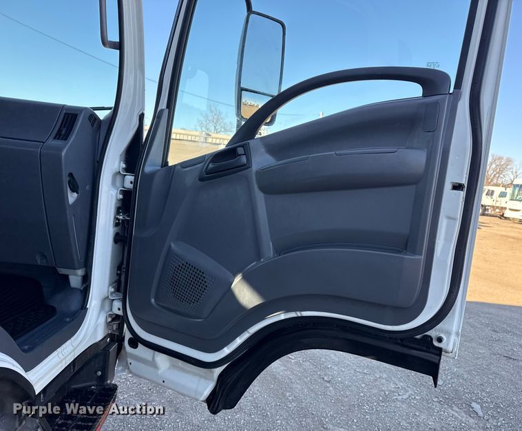 image for item EG1966 2020 Isuzu NRR box truck