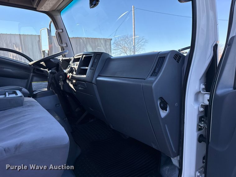 image for item EG1966 2020 Isuzu NRR box truck