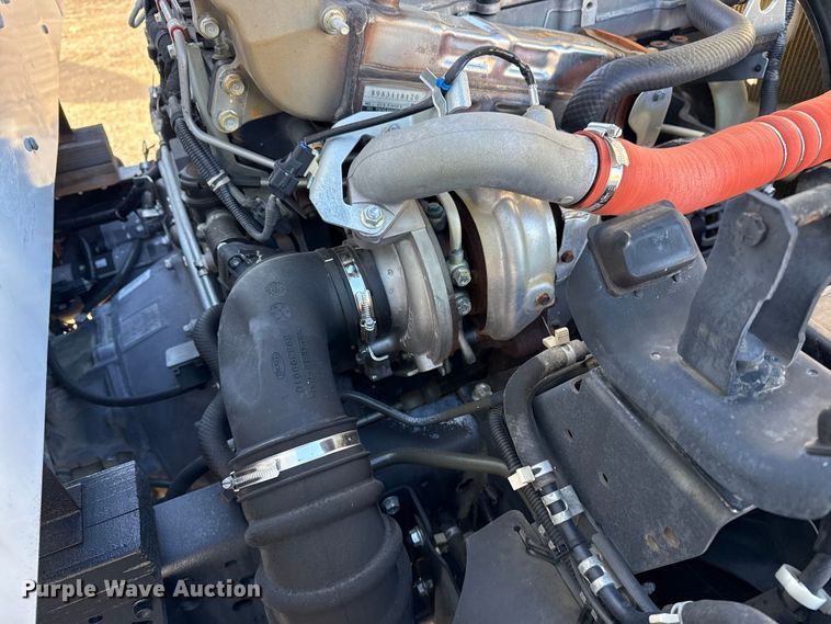 image for item EG1966 2020 Isuzu NRR box truck