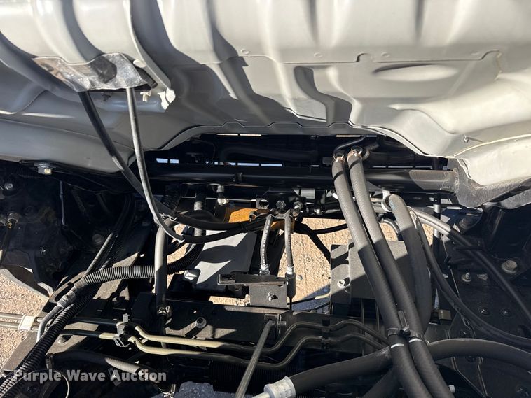 image for item EG1966 2020 Isuzu NRR box truck