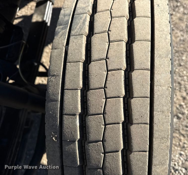 image for item EG1966 2020 Isuzu NRR box truck