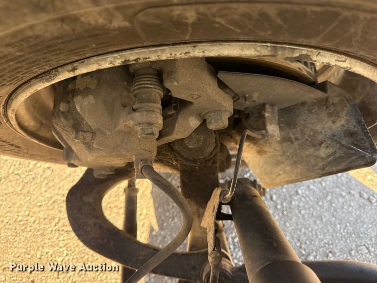 image for item EG1966 2020 Isuzu NRR box truck