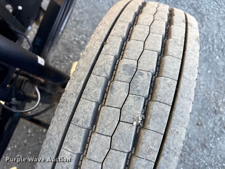 image for item EG1966 2020 Isuzu NRR box truck