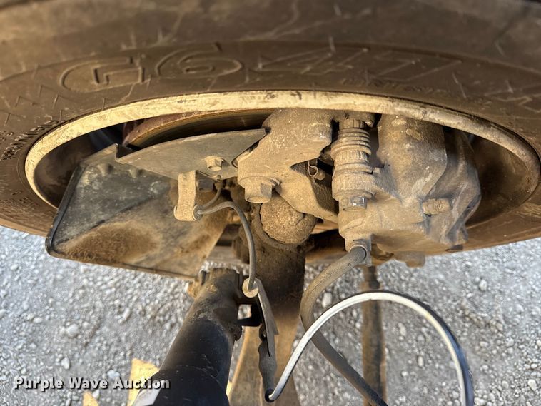 image for item EG1966 2020 Isuzu NRR box truck