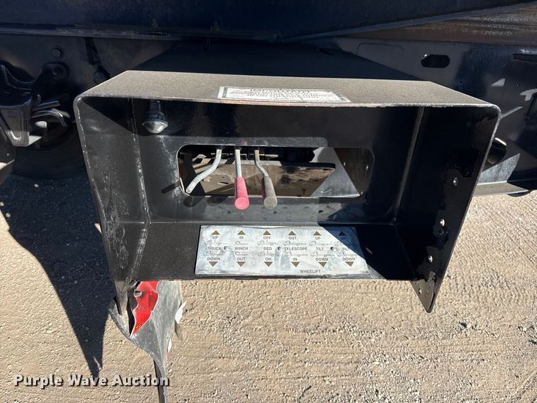 image for item EG1967 2016 Freightliner Business Class M2 rollback truck