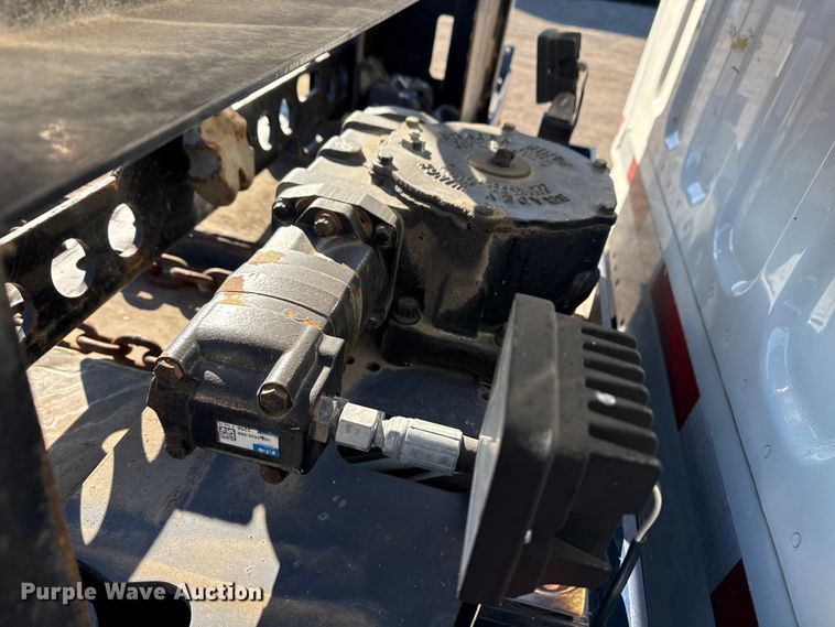 image for item EG1967 2016 Freightliner Business Class M2 rollback truck