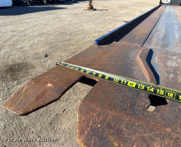 image for item EG1967 2016 Freightliner Business Class M2 rollback truck