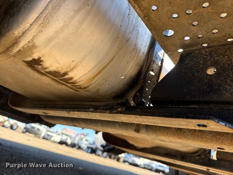 image for item EG1967 2016 Freightliner Business Class M2 rollback truck