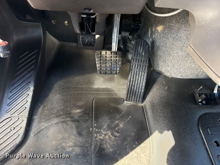 image for item EG1967 2016 Freightliner Business Class M2 rollback truck