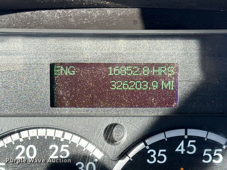 image for item EG1967 2016 Freightliner Business Class M2 rollback truck