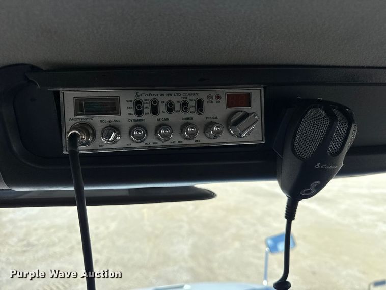 image for item EG1967 2016 Freightliner Business Class M2 rollback truck