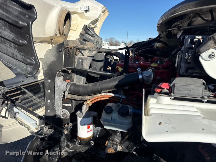 image for item EG1967 2016 Freightliner Business Class M2 rollback truck