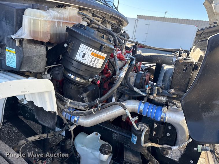 image for item EG1967 2016 Freightliner Business Class M2 rollback truck