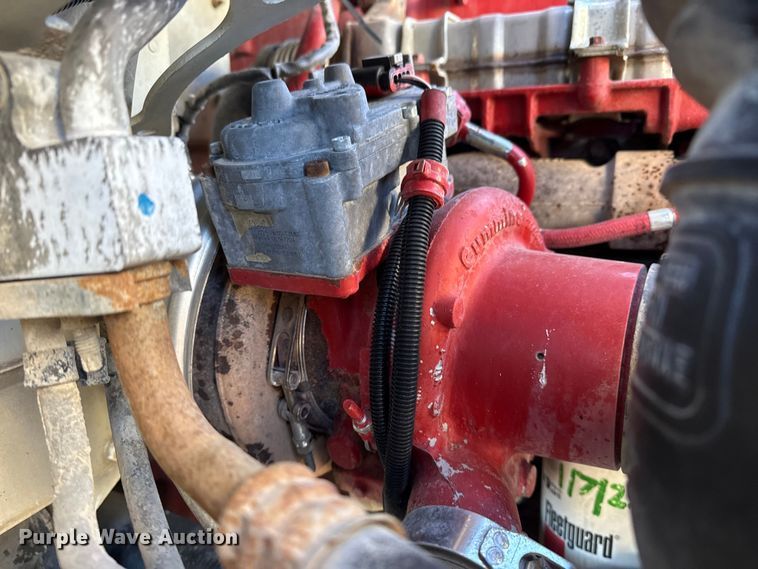 image for item EG1967 2016 Freightliner Business Class M2 rollback truck