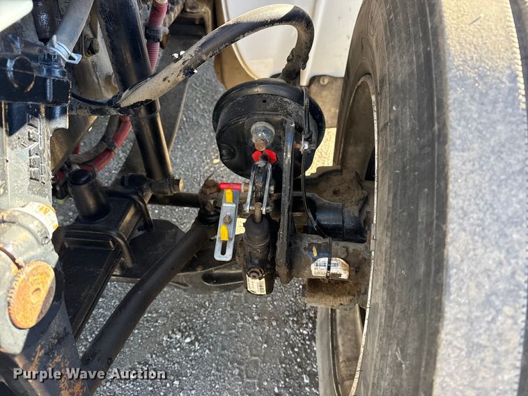 image for item EG1967 2016 Freightliner Business Class M2 rollback truck