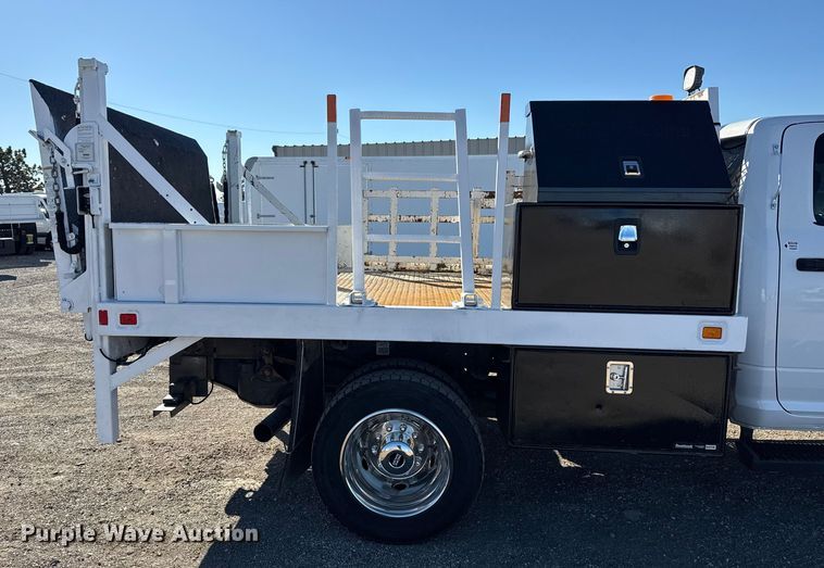 image for item EG1969 2016 Dodge Ram 4500HD Crew Cab flatbed pickup truck