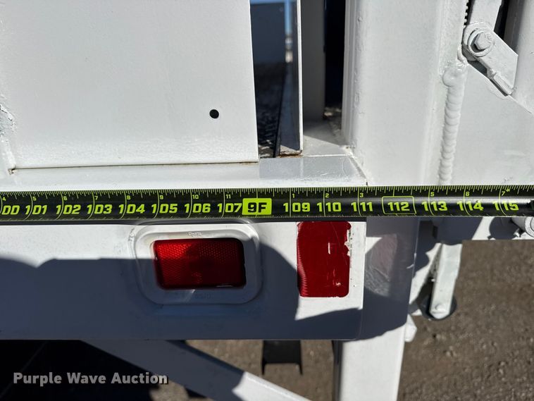 image for item EG1969 2016 Dodge Ram 4500HD Crew Cab flatbed pickup truck