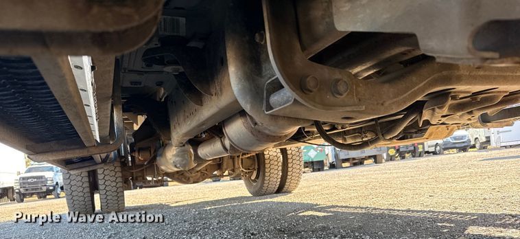 image for item EG1969 2016 Dodge Ram 4500HD Crew Cab flatbed pickup truck