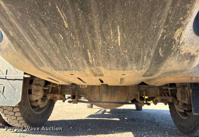 image for item EG1969 2016 Dodge Ram 4500HD Crew Cab flatbed pickup truck