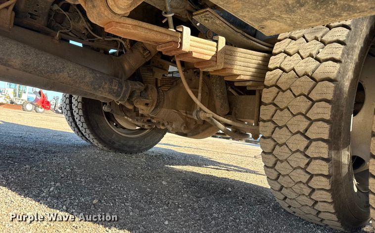 image for item EG1969 2016 Dodge Ram 4500HD Crew Cab flatbed pickup truck