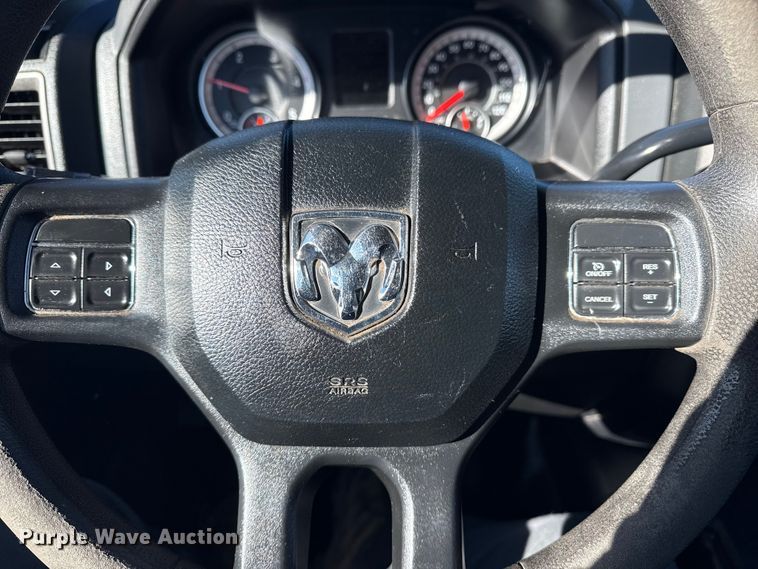 image for item EG1969 2016 Dodge Ram 4500HD Crew Cab flatbed pickup truck