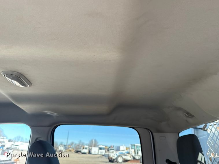 image for item EG1969 2016 Dodge Ram 4500HD Crew Cab flatbed pickup truck