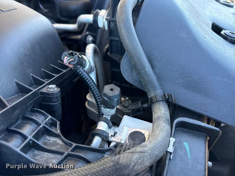 image for item EG1969 2016 Dodge Ram 4500HD Crew Cab flatbed pickup truck