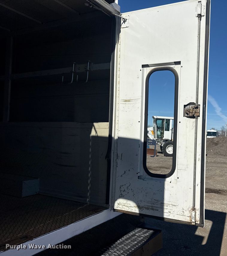 image for item EG1971 2012 Ford F450 Super Duty Crew Cab utility / service truck