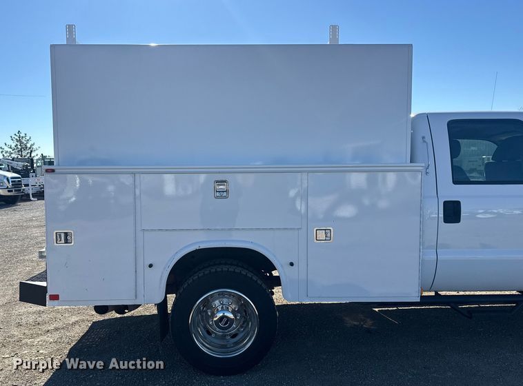 image for item EG1971 2012 Ford F450 Super Duty Crew Cab utility / service truck