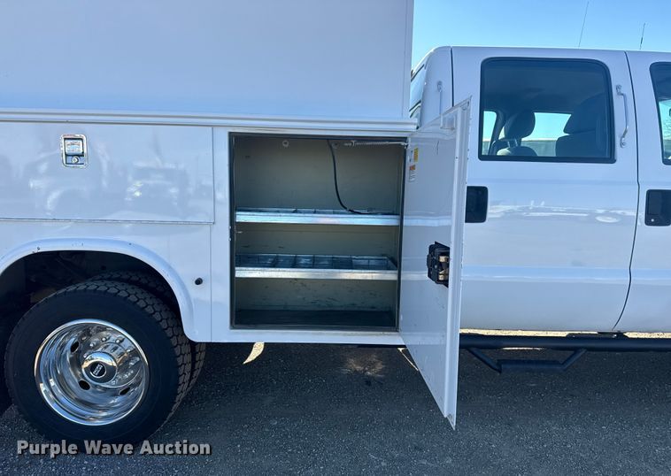 image for item EG1971 2012 Ford F450 Super Duty Crew Cab utility / service truck