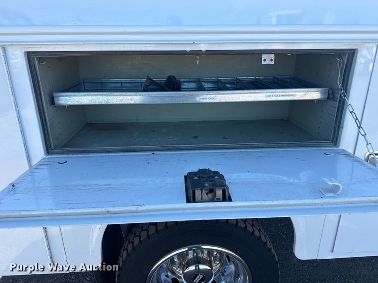 image for item EG1971 2012 Ford F450 Super Duty Crew Cab utility / service truck