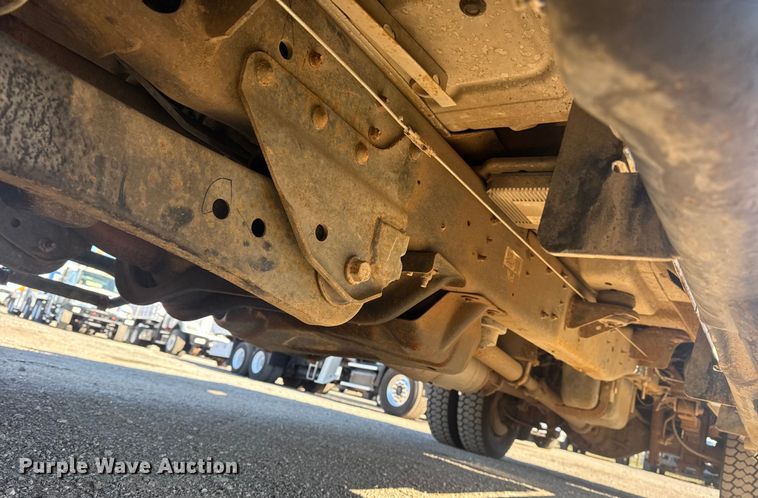 image for item EG1971 2012 Ford F450 Super Duty Crew Cab utility / service truck