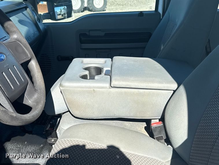 image for item EG1971 2012 Ford F450 Super Duty Crew Cab utility / service truck