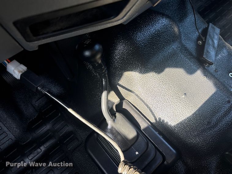 image for item EG1971 2012 Ford F450 Super Duty Crew Cab utility / service truck