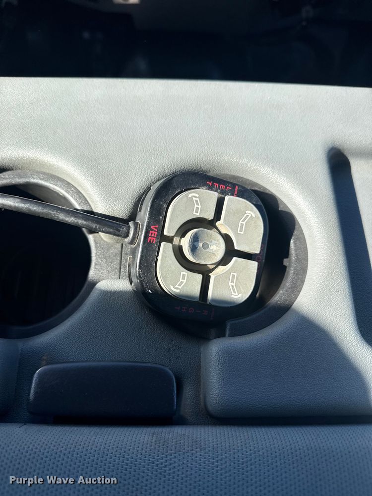 image for item EG1971 2012 Ford F450 Super Duty Crew Cab utility / service truck