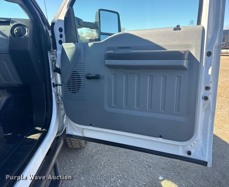 image for item EG1971 2012 Ford F450 Super Duty Crew Cab utility / service truck