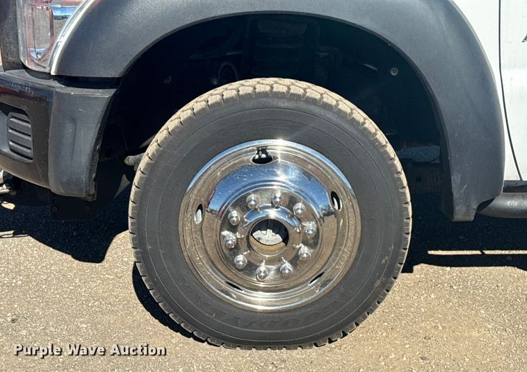 image for item EG1971 2012 Ford F450 Super Duty Crew Cab utility / service truck