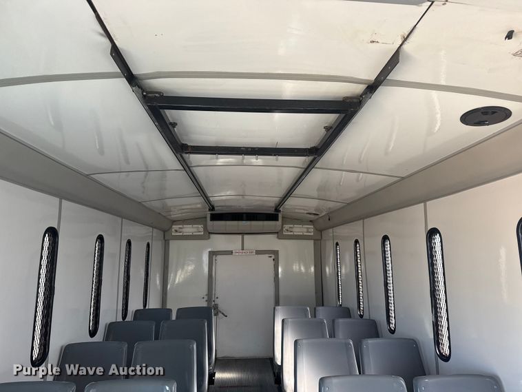 image for item EG1973 2007 Ford E450 Super Duty shuttle bus