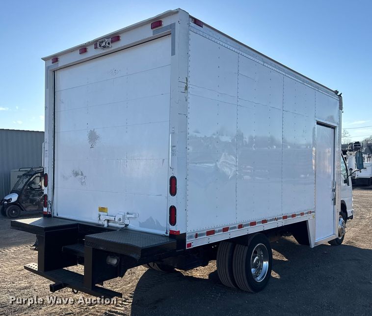 image for item EG1978 2007 Isuzu NQR box truck