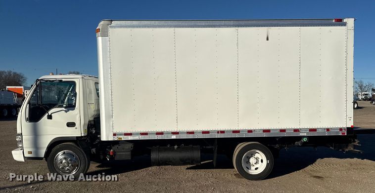 image for item EG1978 2007 Isuzu NQR box truck