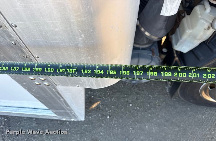 image for item EG1978 2007 Isuzu NQR box truck