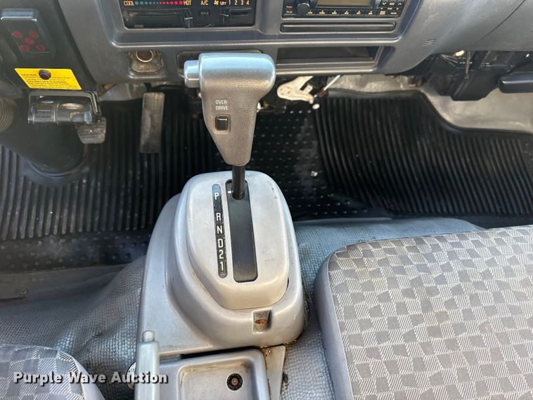 image for item EG1978 2007 Isuzu NQR box truck