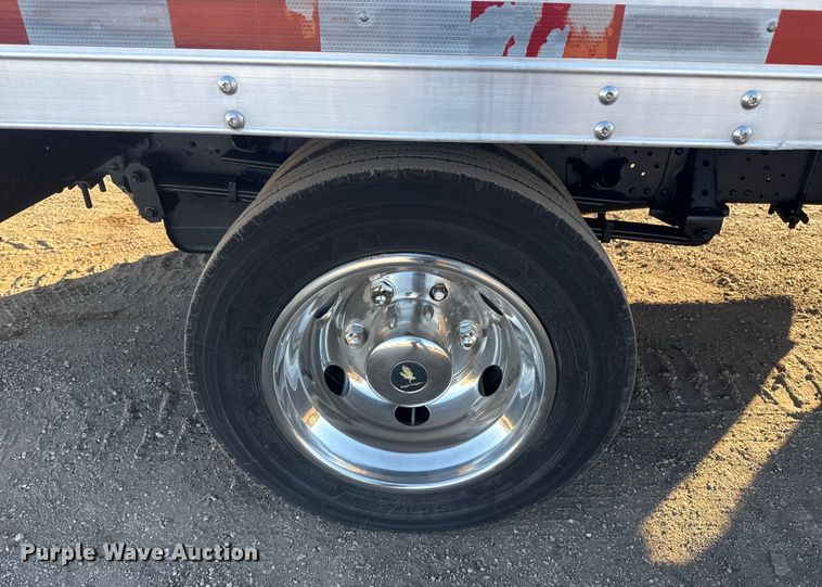 image for item EG1978 2007 Isuzu NQR box truck