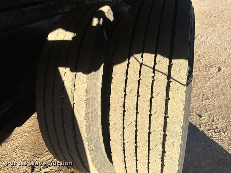 image for item EG1978 2007 Isuzu NQR box truck