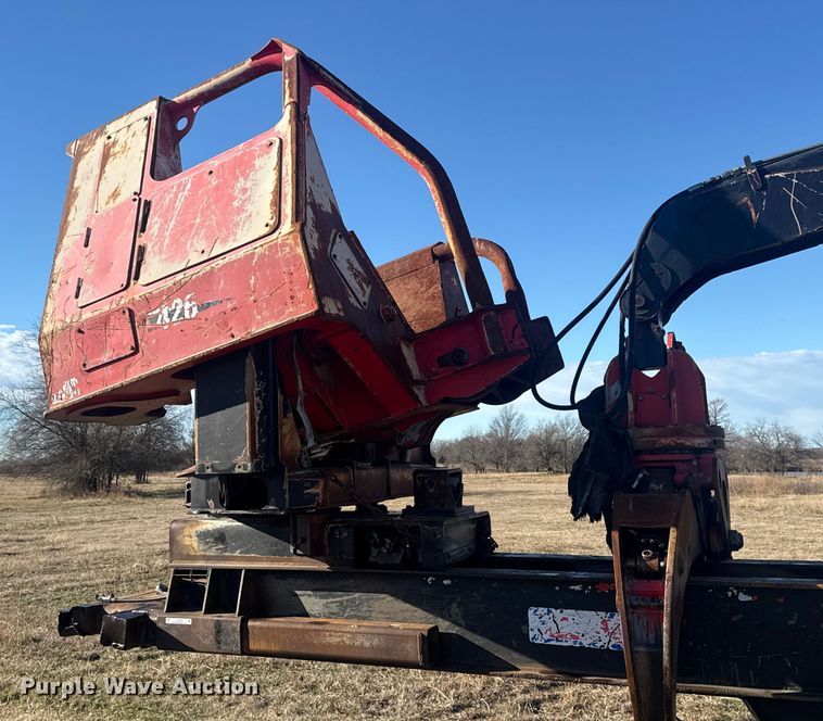 image for item EG1979 2015 Caterpillar 2384C log loader