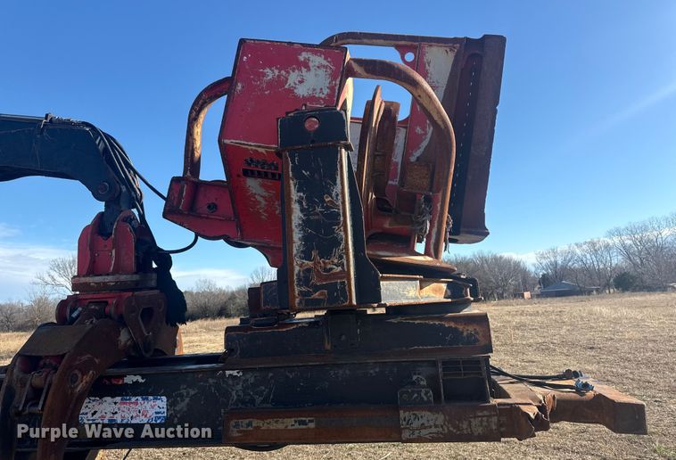 image for item EG1979 2015 Caterpillar 2384C log loader