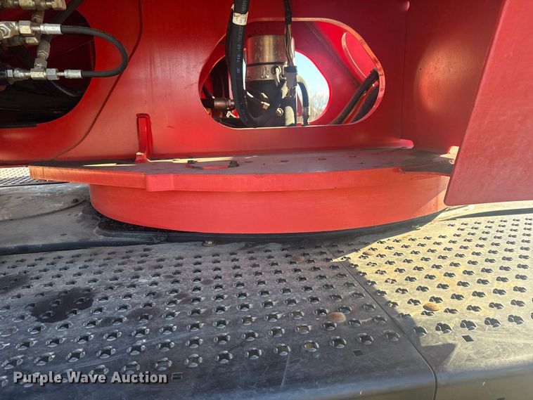 image for item EG1979 2015 Caterpillar 2384C log loader