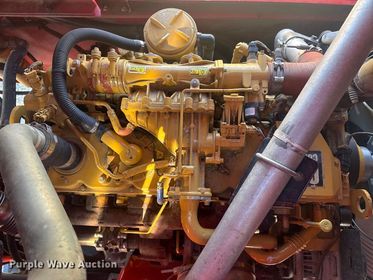 image for item EG1979 2015 Caterpillar 2384C log loader